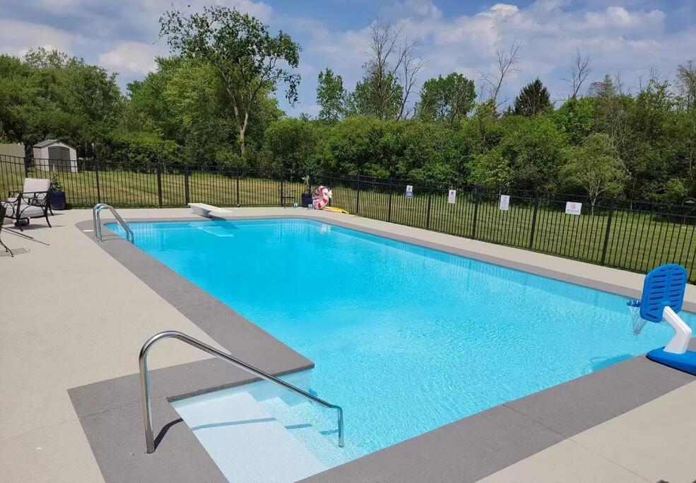 הוילה 2-Acre Highland Park Retreat With Heated Pool ~ 5* מראה חיצוני תמונה